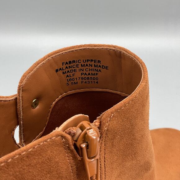 NEW Alfani Women’s PAAM Faux Leather Sleek Booties Brown Size 5.5M - Picture 5 of 10